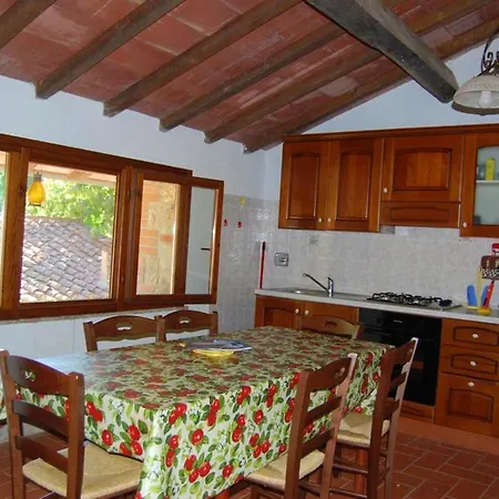 Charming In With Shared Pool. Διαμέρισμα Massa Marittima